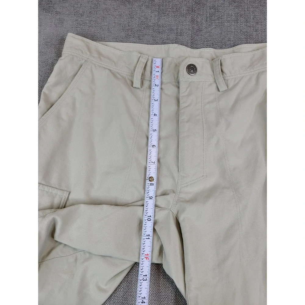 Patagonia Shorts Mens 32 Beige Roving Cargo Outdoor Hiking Camping Nylon Trail